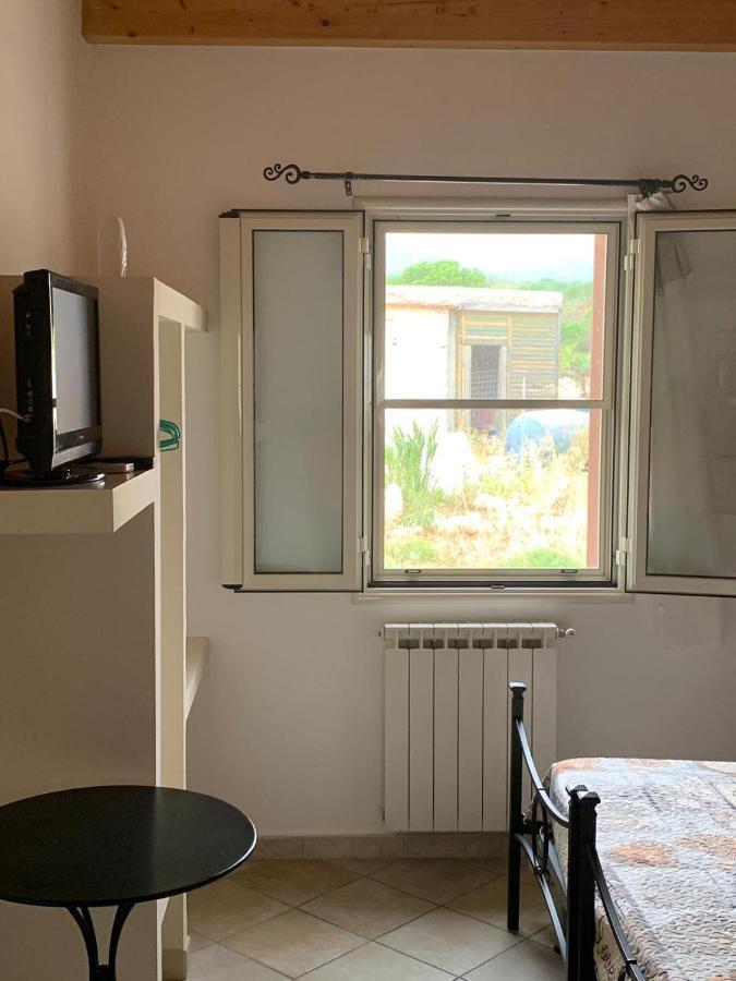 B&B Due Coste Porto Conte Bagian luar foto